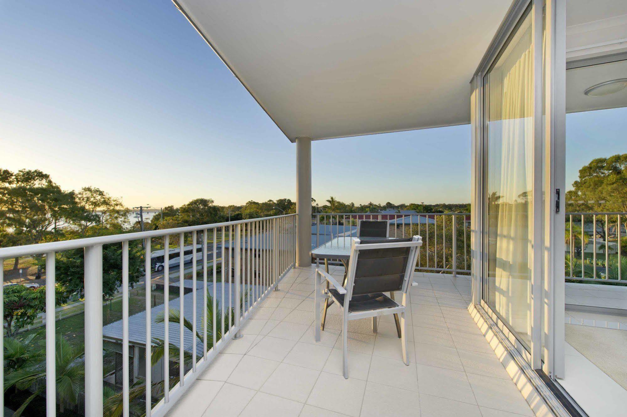 On The Bay Apartments Bongaree Exterior foto